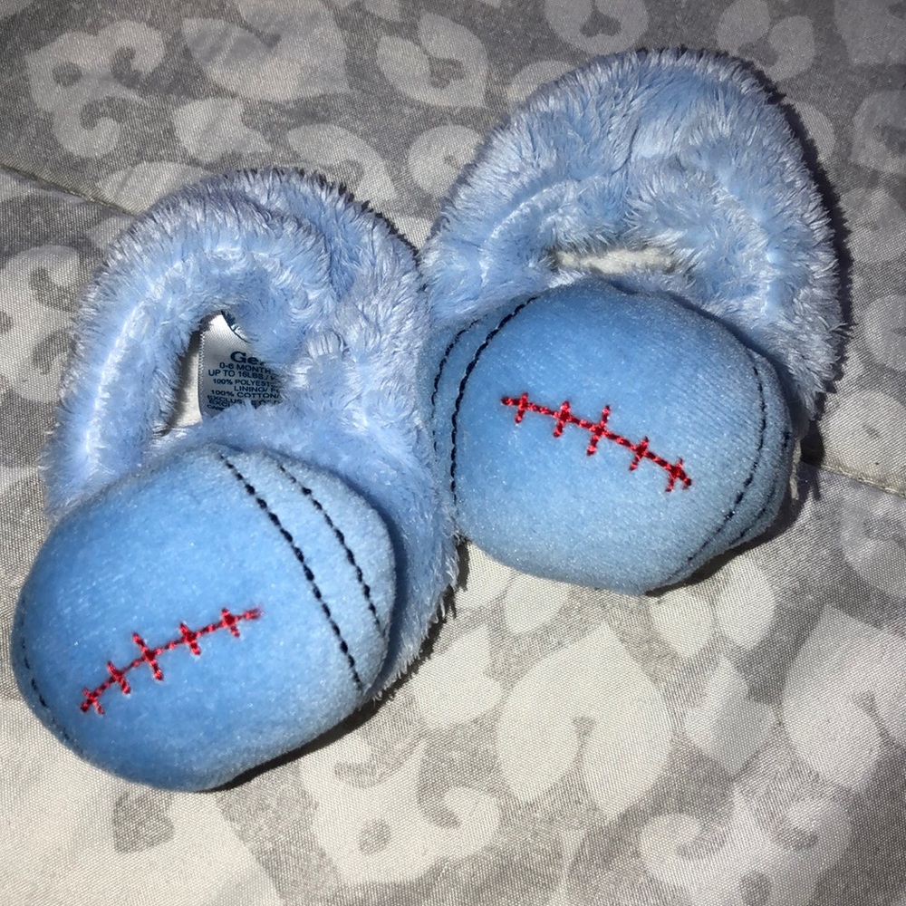 Football baby slippers